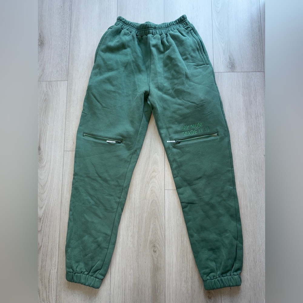 My Mum Made It Green Knee-Zipper Sweatpants/Joggers - Embroidered